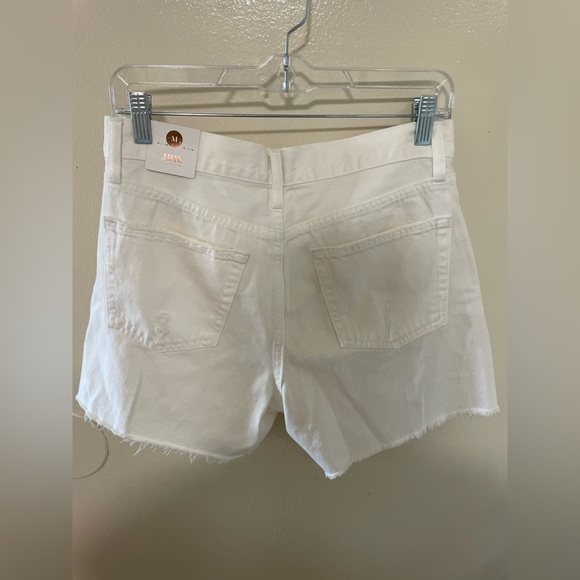 ✨NWT JBD White Denim Distressed Shorts Size M - Picture 11 of 13